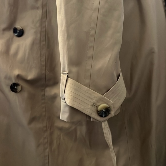 London Fog rain coat - Picture 9 of 14